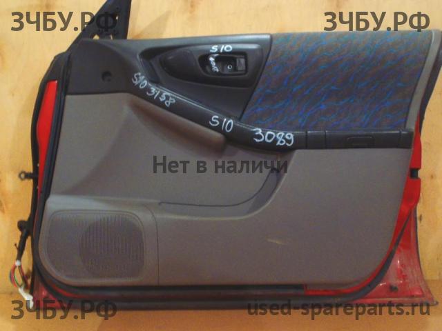Subaru Forester 1 (S10) Обшивка двери передней правой