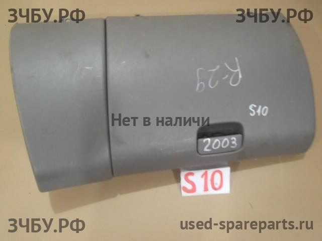 Subaru Forester 1 (S10) Бардачок