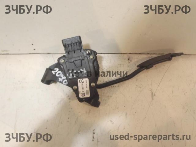 Saab 9-3 (2) Педаль газа