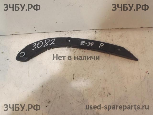 Saab 9-3 (2) Направляющая заднего бампера