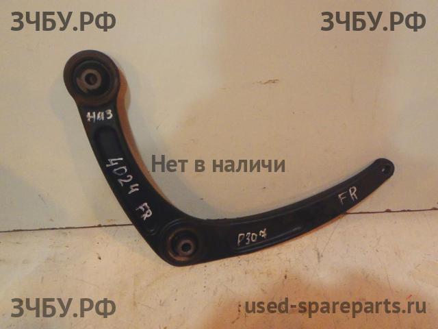 Peugeot 307 Рычаг передний правый