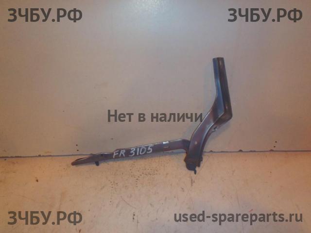 Peugeot 307 Петля капота