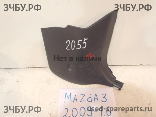 Mazda 3 [BL] Накладка на порог передний правый