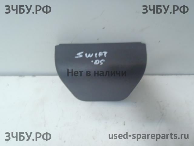 Suzuki Swift 2 Кожух двигателя (накладка, крышка на двигатель)