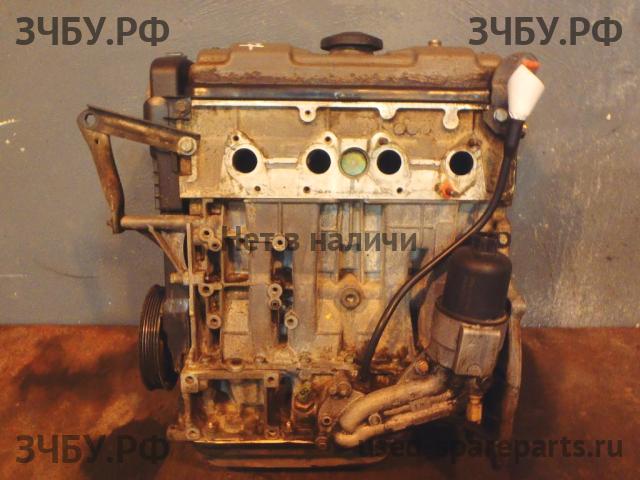 Peugeot 307 Бампер передний