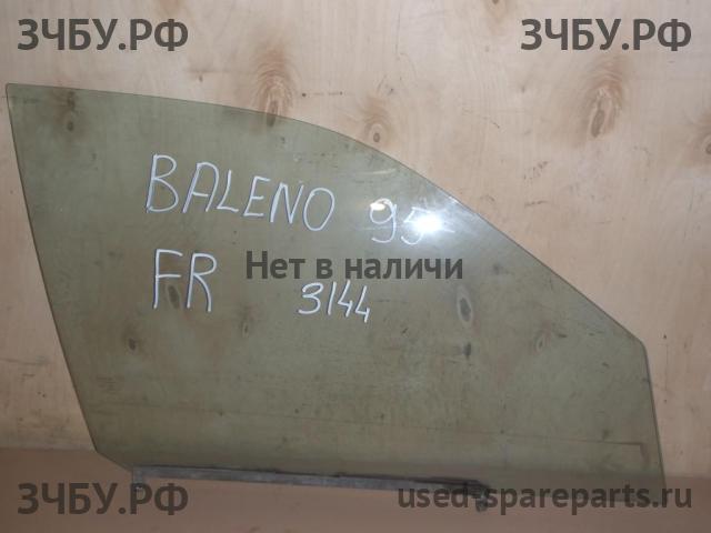 Suzuki Baleno 1 Стекло двери передней правой