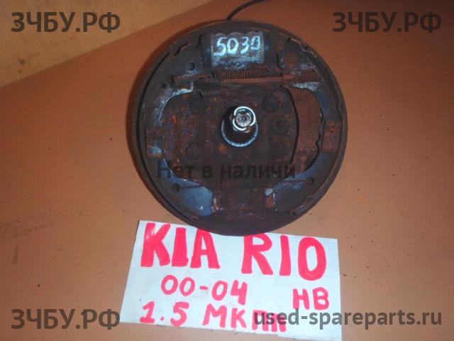 KIA Rio 1 Цапфа задняя левая