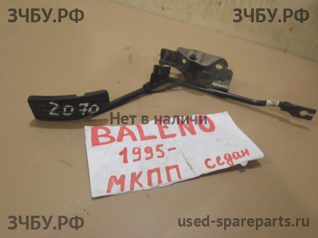 Suzuki Baleno 1 Педаль газа