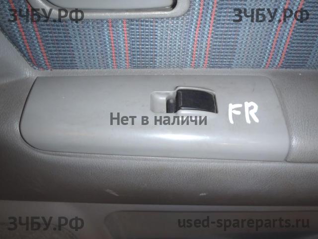 Mitsubishi Space Runner 1 Стеклоподъёмник электрический ?