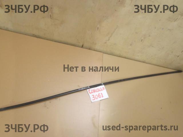 Toyota Corolla (E12) Молдинг крыши правый