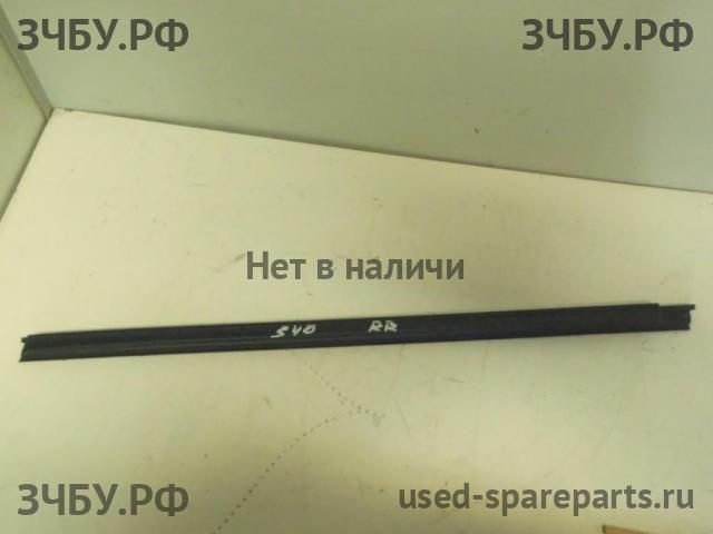 Volvo S40 (1) Накладка