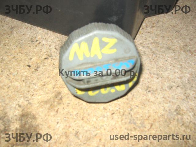 Mazda 626 [GE] Крышка бензобака
