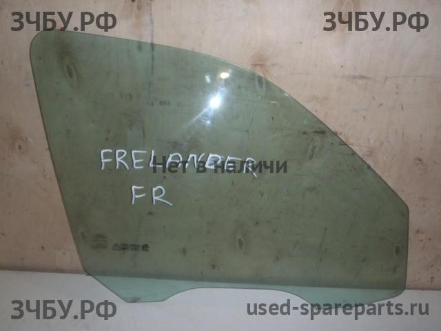 Land Rover Freelander 1 Стекло двери передней правой