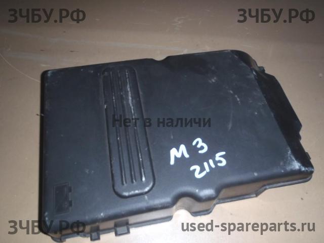 Mazda 3 [BK] Крепление АКБ (подставка/площадка)