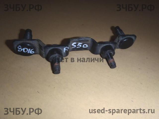 Infiniti FX 35/45 [S50] Кронштейн