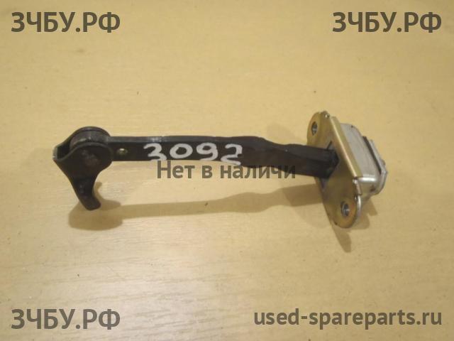 Infiniti FX 35/45 [S50] Ограничитель двери