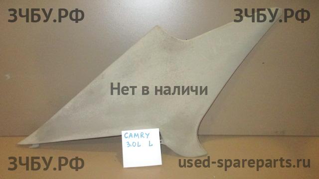 Toyota Camry 5 (V30) Накладка стойки задней левой