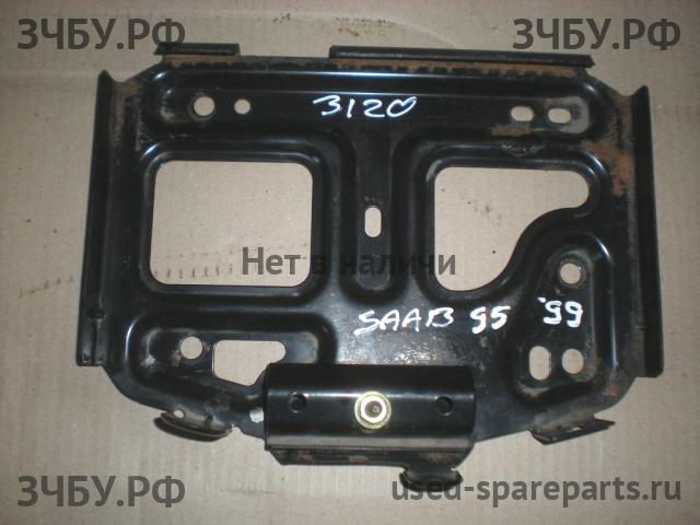 Saab 9-5 Подстаканник