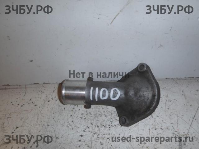 Toyota Corolla (E12) Корпус термостата