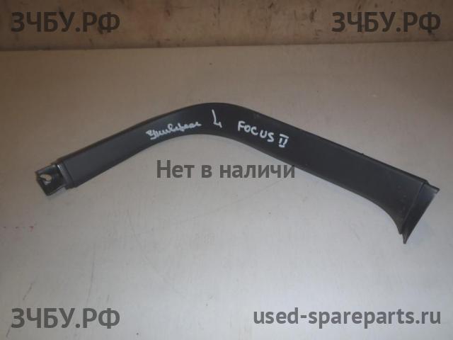 Ford Focus 2 Обшивка двери багажника