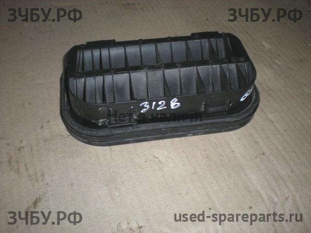 Ford Galaxy 1 Решетка радиатора