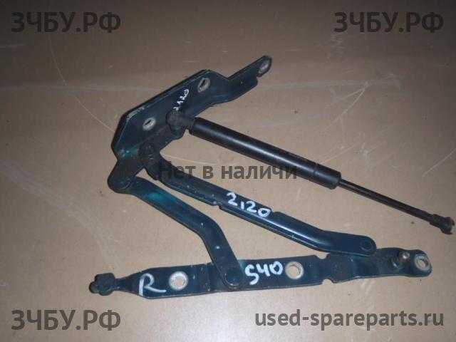 Volvo S40 (1) Петля крышки багажника правая