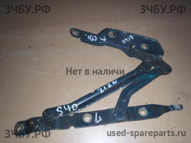 Volvo S40 (1) Петля крышки багажника левая