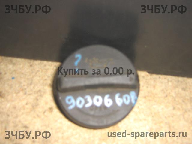 Определить Определить Крышка бензобака