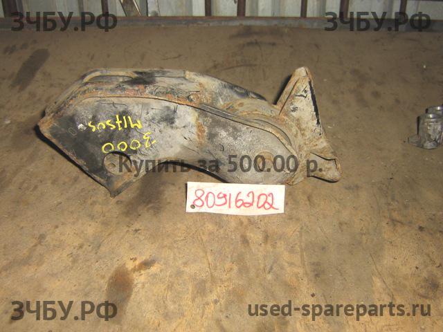 Mitsubishi 3000 GT Опора двигателя