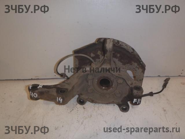 Nissan Qashqai (J10) Кулак поворотный передний правый (со ступицей)