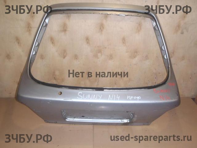Nissan Sunny (N14) Дверь багажника