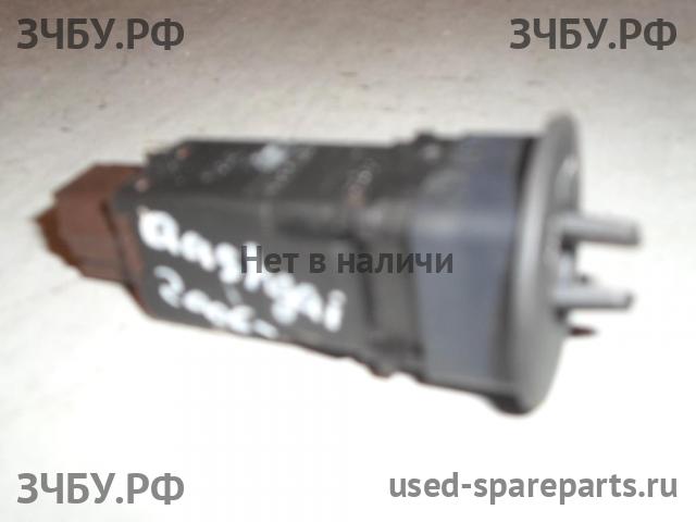 Nissan Qashqai (J10) Кнопка