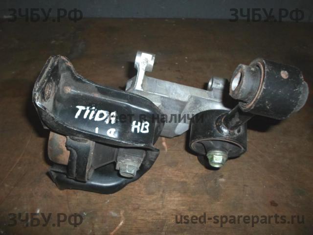Nissan Tiida 1 Опора двигателя