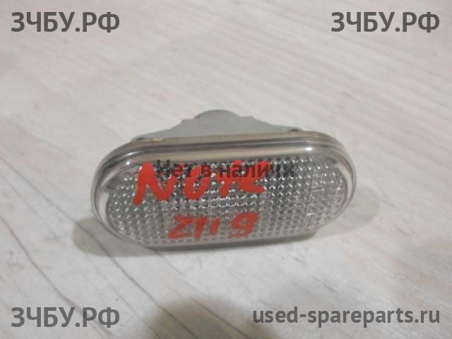Nissan Note 1 (E11) Указатель поворота в крыло (повторитель)