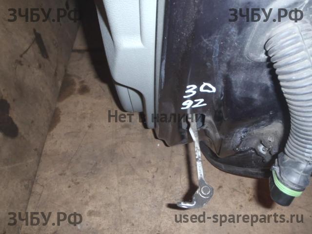 Renault Scenic 1 [JA] (рестайлинг) Ограничитель двери