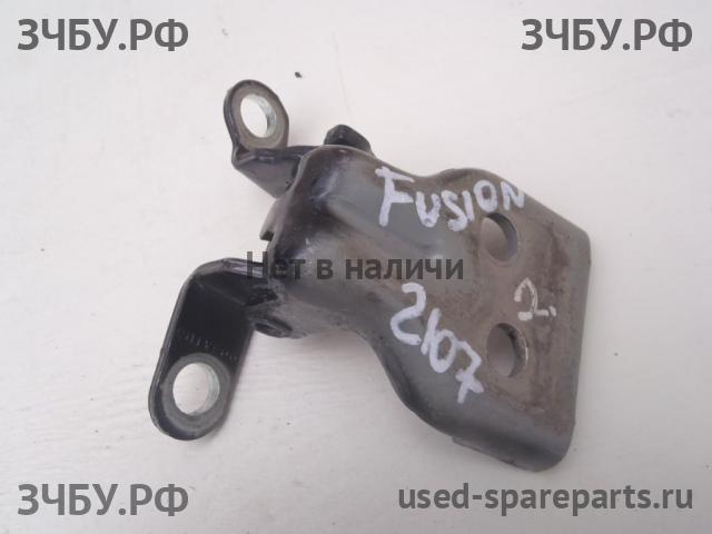Ford Fusion Петля двери