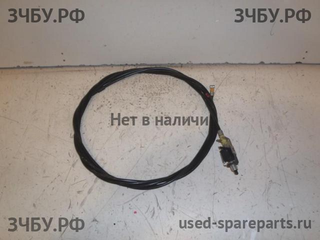 Mazda 3 [BK] Трос лючка бензобака
