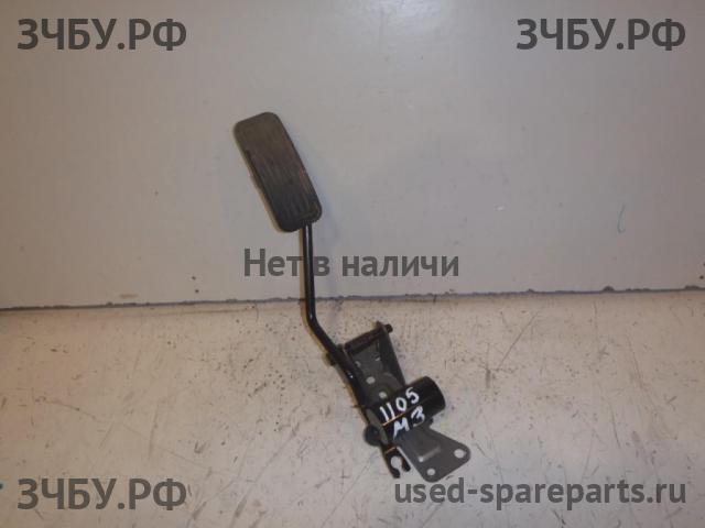 Mazda 3 [BK] Педаль газа