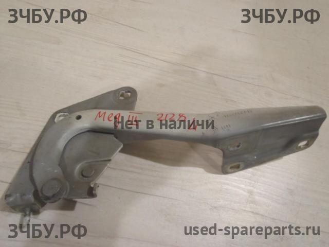 Renault Megane 3 Петля капота