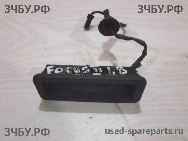 Ford Focus 2 Ручка открывания багажника