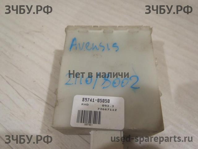 Toyota Avensis 2 Блок электронный