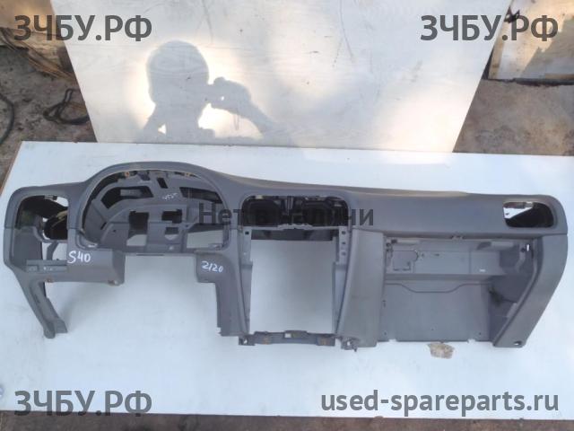 Volvo S40 (1) Торпедо