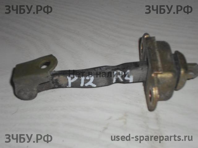 Nissan Primera P12 Ограничитель двери