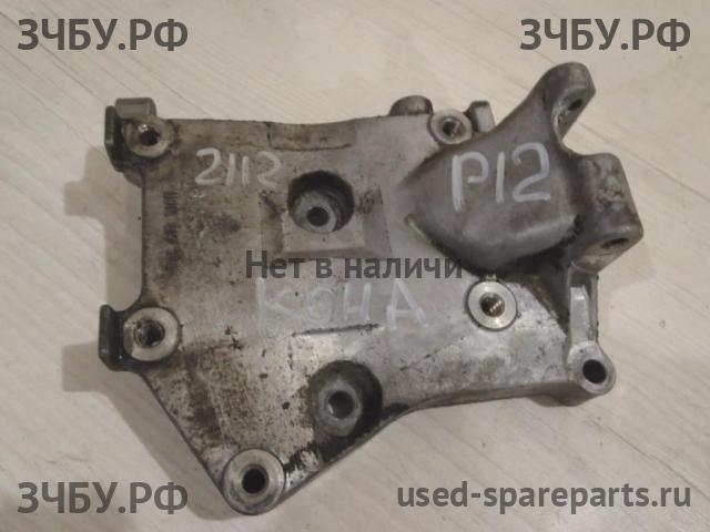 Nissan Primera P12 Кронштейн
