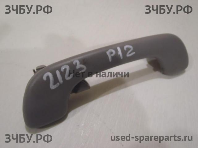 Nissan Primera P12 Ручка внутренняя потолочная
