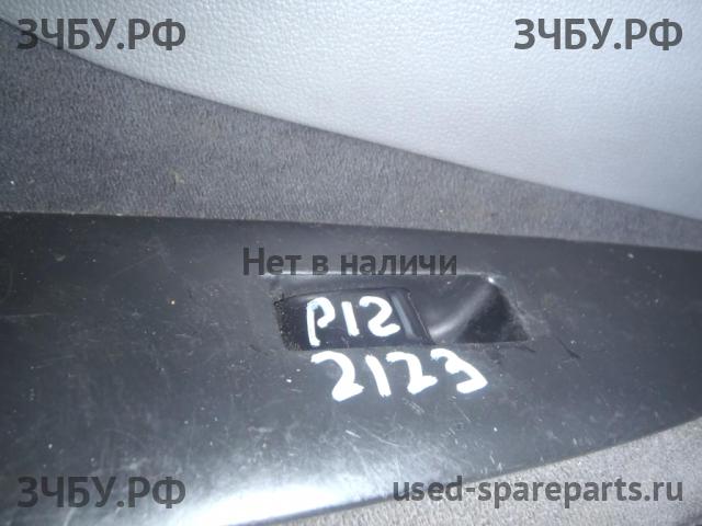 Nissan Primera P12 Кнопка стеклоподъемника