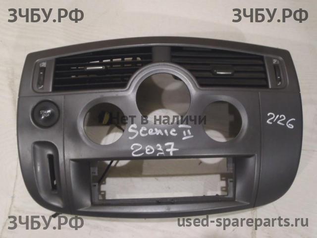 Renault Scenic 2 Накладка декоративная на торпедо