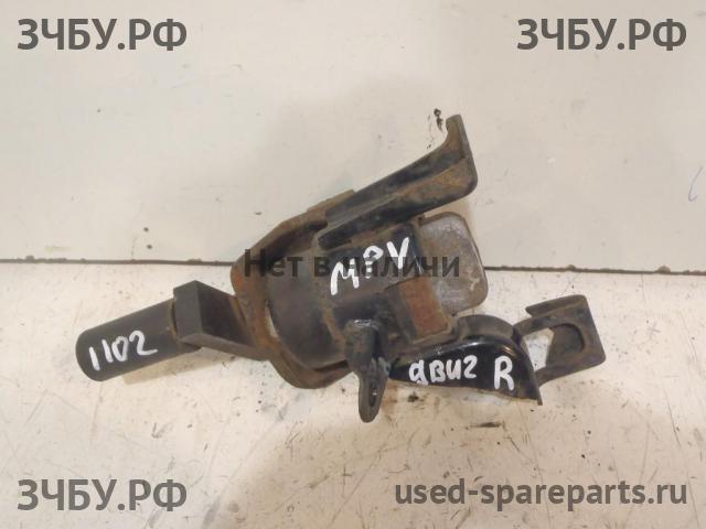 Mazda MPV 2 [LW] Кронштейн крепления ДВС
