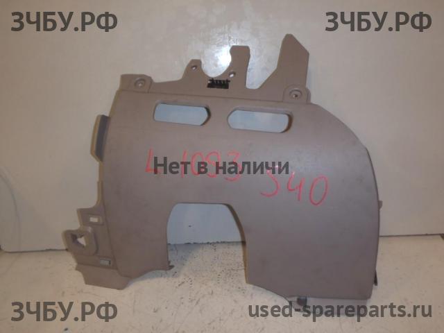 Volvo S40 (3) Накладка декоративная на торпедо