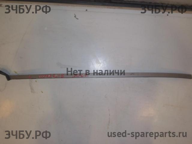 Opel Vectra C Молдинг лобового стекла